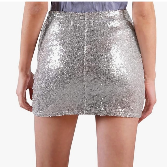 Sequined body con mini, Large - Picture 3 of 7